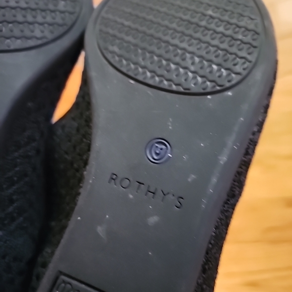 Rothys Pointy Toes Flat Shoes - Picture 6 of 10